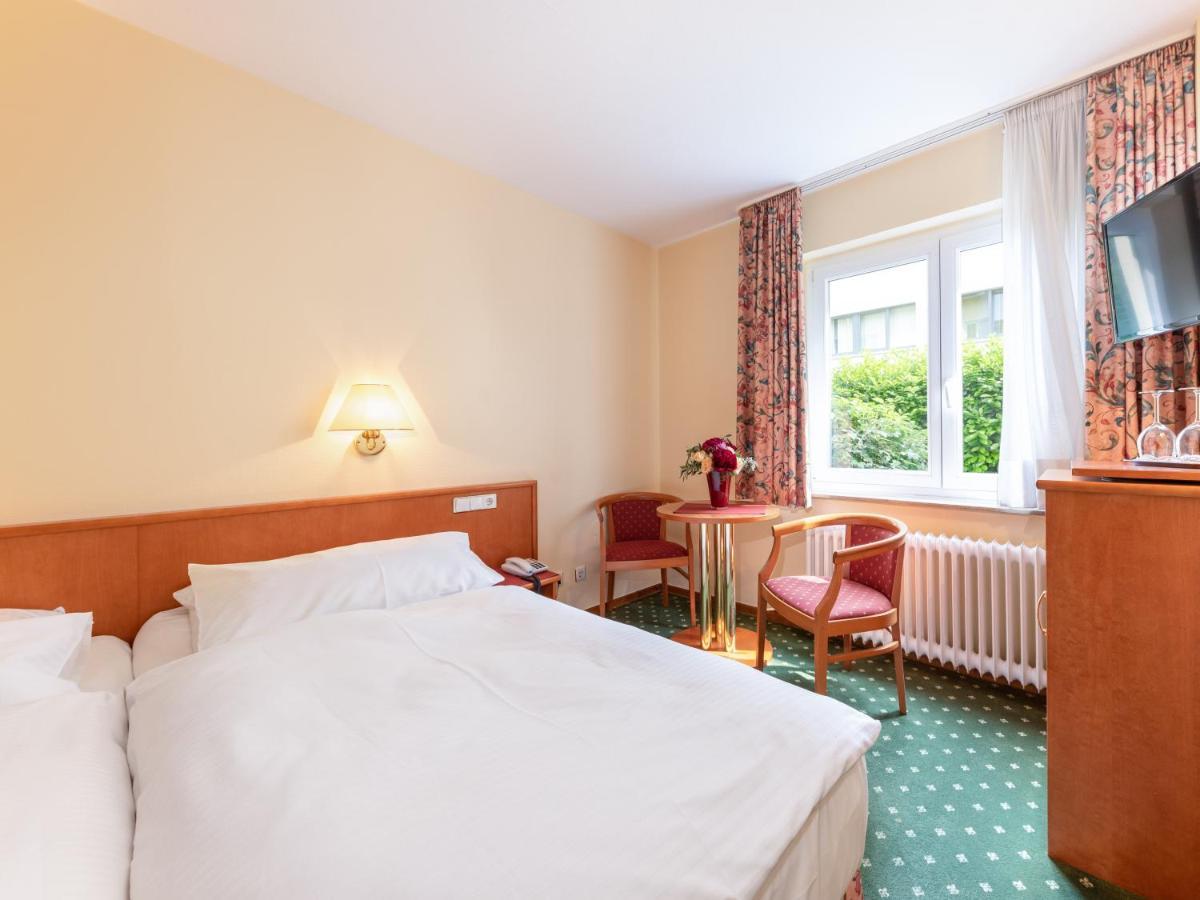 קרפלד Hotel Alte Post מראה חיצוני תמונה